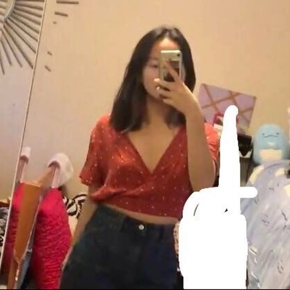 floral wrap top - Picture 3 of 5